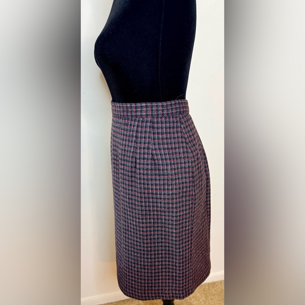 Vintage Briggs wool blend preppy classic gray red plaid high waist skirt 6P EUC - Picture 3 of 10